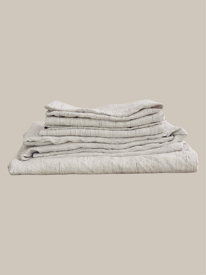 Linen Sheet Set With Pillowcases - Pinstripe