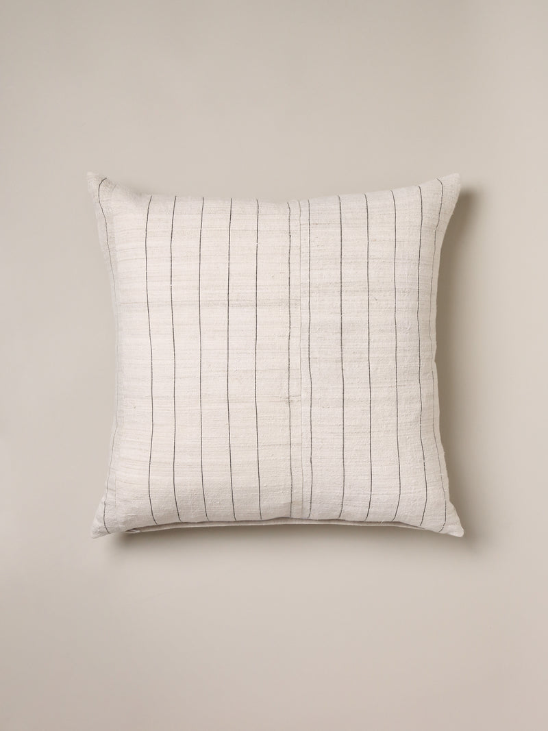 Atrio Vintage Cream and Black Linen Pillow with Solid Linen Back